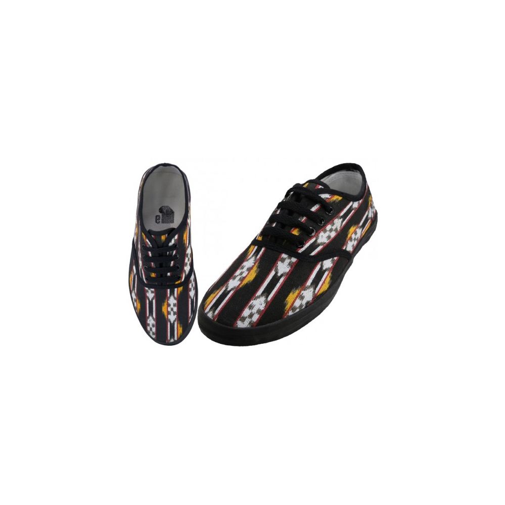 Wholesale Footwear Women's Black I-Kat Printed Lace Up Canvas Shoes