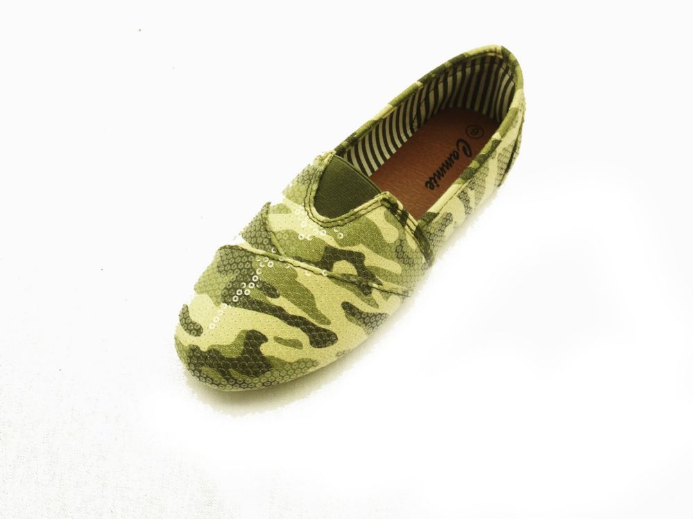 Wholesale Footwear Women' Camouflaged Slip On Shoes