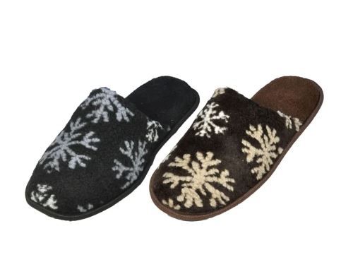 Wholesale Footwear Men's Snowflake House Slippers