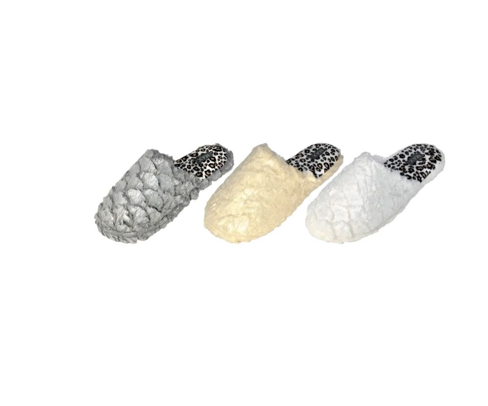 Wholesale Footwear Slipper Assorted Color Size