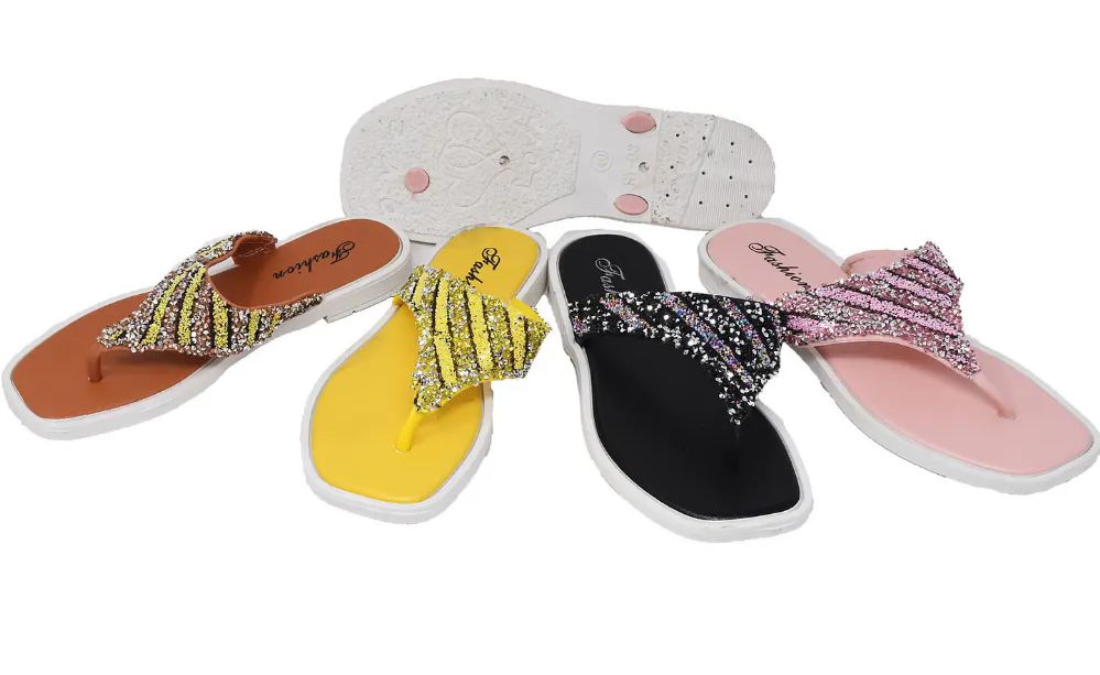 Wholesale Footwear Women's Slipper Rhinestone Design