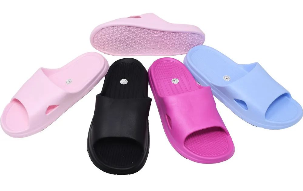 Wholesale Footwear Women's Slipper Massage Sole Design