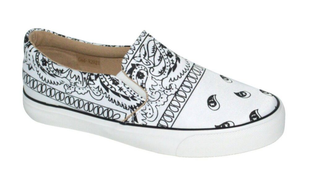 Wholesale Footwear Women's Classic Closed Toe Slip On Low Top Fashion Sneaker Casual Loafer In White
