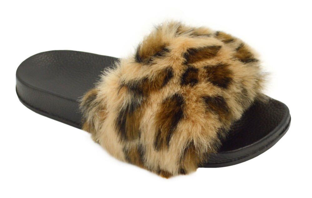Wholesale Footwear Women's Fuzzy Faux Fur Cozy Flat Spa Slide Slippers Comfy Open Toe Slip On House Shoes In Leopard