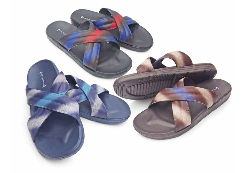 Wholesale Footwear 36 Men's Criss Cross Slide