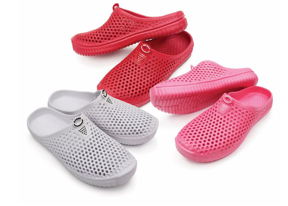Wholesale Footwear Ladies Slip In Garden Shoes