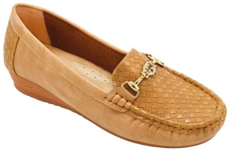 Wholesale Footwear Womens Comfortable Leather Loafers Casual Round Toe Moccasins Wild Driving Flats Soft Walking Shoes Color Tan Size 5-10