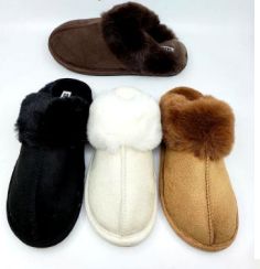 Wholesale Footwear Cozy Deluxe Fur Slippers