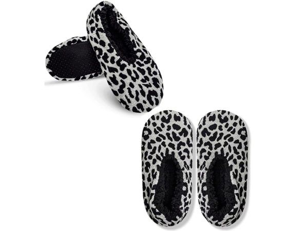Wholesale Footwear Isaac Mizrahi Leopard Sherpa Lined Slippers Size Medium