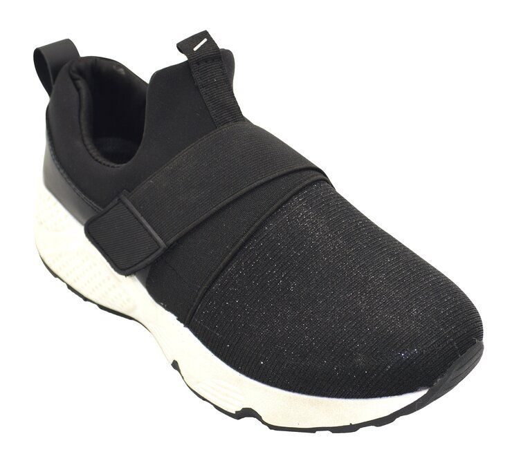 Wholesale Footwear Women's Fashion Sneakers In Black Size Group A