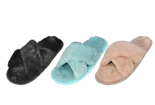 Wholesale Footwear Fuzzy Slippers
