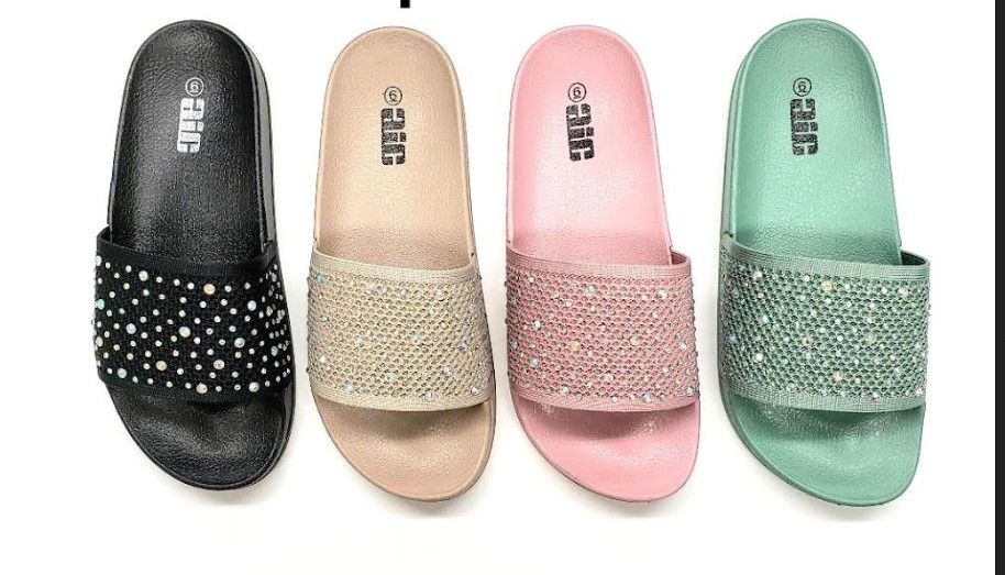 Wholesale Footwear Women's Studded Fashion Slipper Sandel Size 5-10