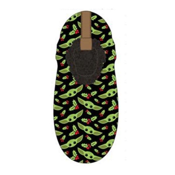 Wholesale Footwear Mens Xmas Mandalorian Fuzzy Slippers In Assorted Sizes