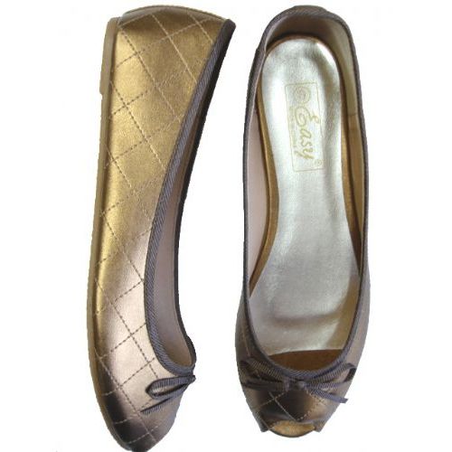 Wholesale Footwear Ladies' Open Toe Quilted Sandal Size: 5-10