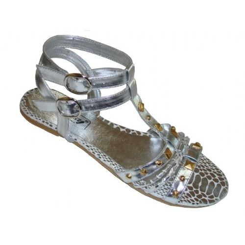 Wholesale Footwear Ladies' Metal Stud Thong