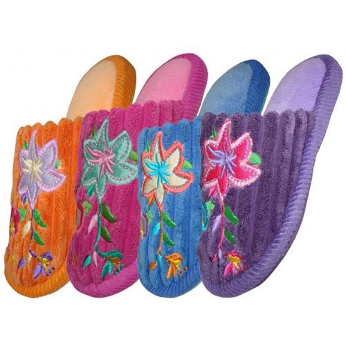 Wholesale Footwear Girls Plush Slipper With Flower Embroidery