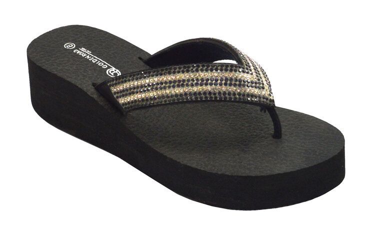 buy slippers wholesale